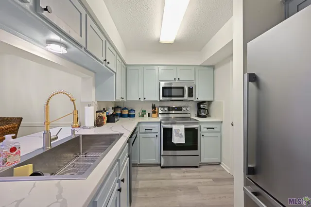 $219,900 | 3330 Willard Street, Unit 204, Baton Rouge, LA 70802