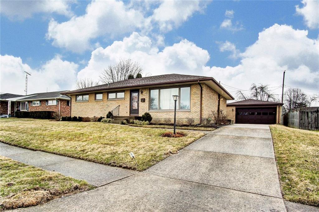 4262 Nevada Road Springfield, OH 45503 - Photo 1 of 31