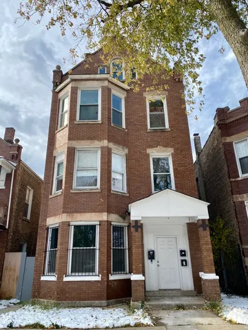 $1,600 | 5412 South Damen Avenue, Unit 1, Chicago, IL 60609
