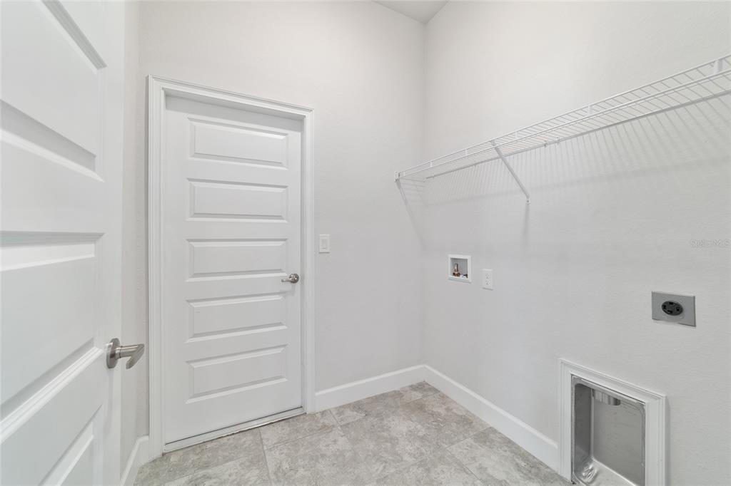 4373 Northeast 31st Street Ocala, FL 34470 - Photo 41 of 51 a view of walk in closet