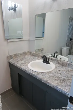 $1,795 | 67 Winn Avenue, Universal City, TX 78148