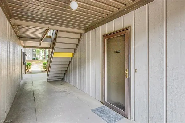 $1,400 | 2260 Sunderland Road, Unit 82W, Winston-Salem, NC 27103