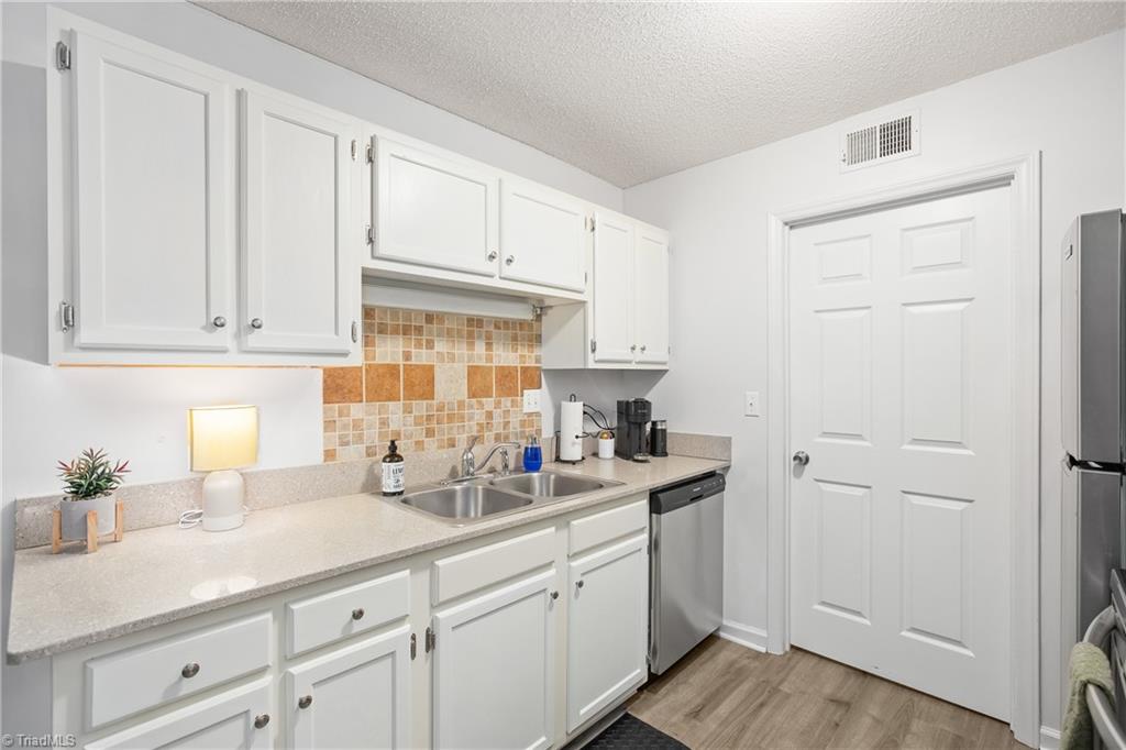 2260 Sunderland Road, Unit 82W Winston-Salem, NC 27103 - Photo 10 of 20