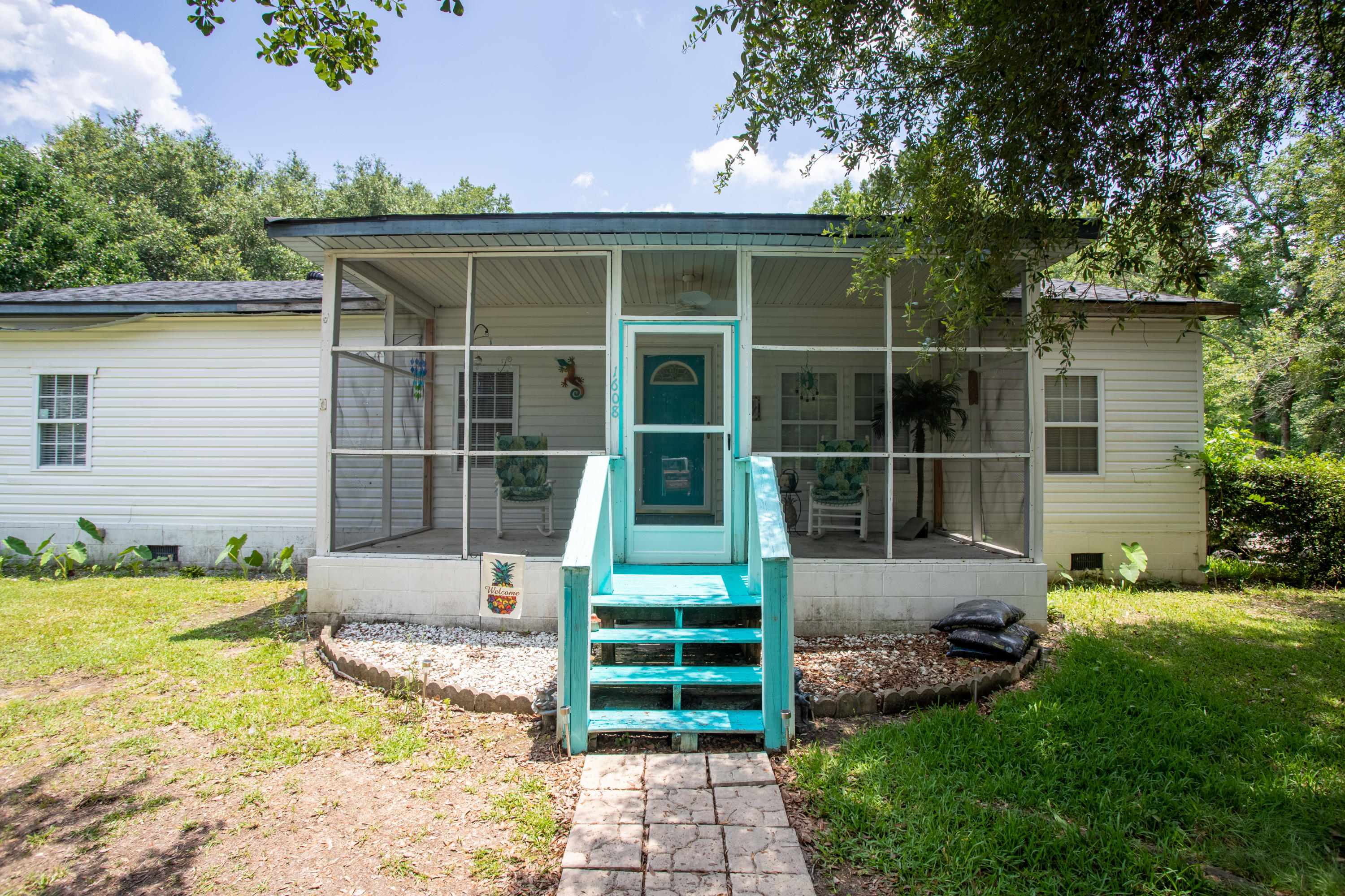 1608 State Rd S-8-449 Summerville, SC 29486 - Photo 2 of 37 IMG_9732-HDR