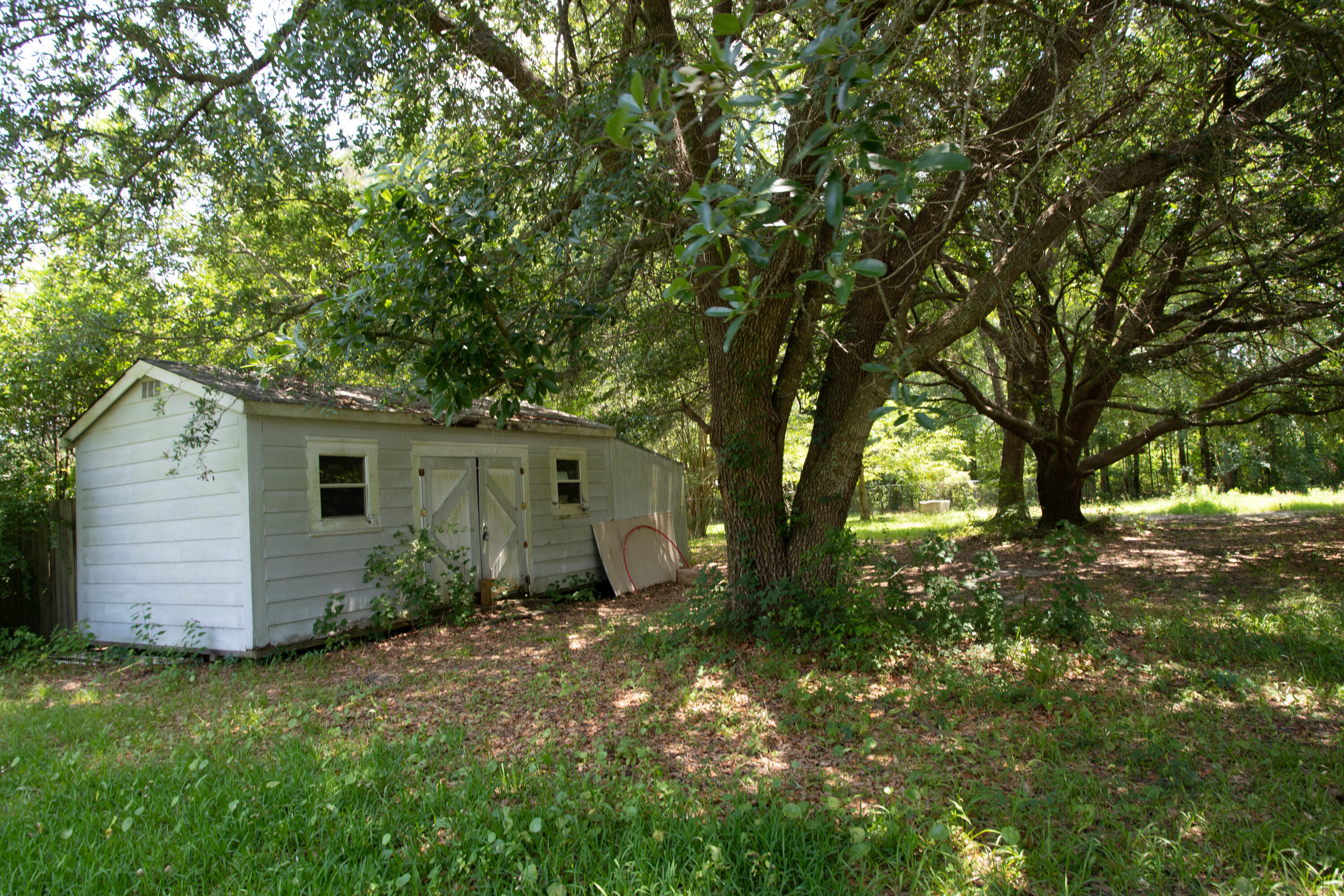 1608 State Rd S-8-449 Summerville, SC 29486 - Photo 28 of 37 IMG_9649