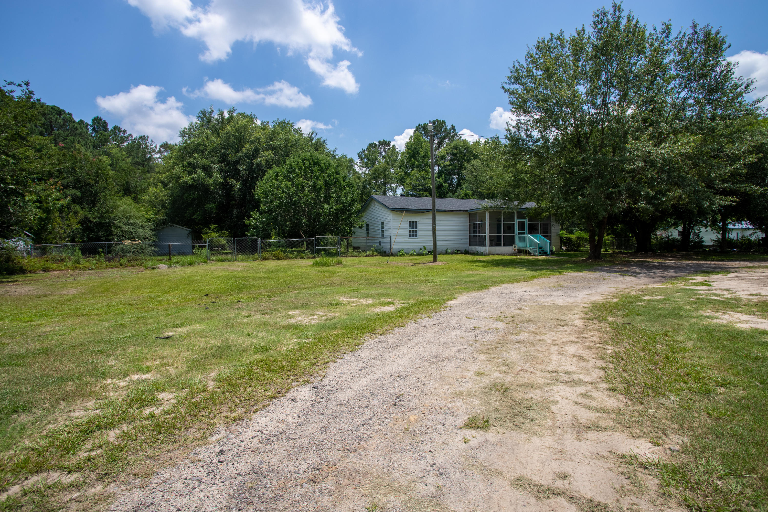 1608 State Rd S-8-449 Summerville, SC 29486 - Photo 35 of 37 IMG_9744-HDR