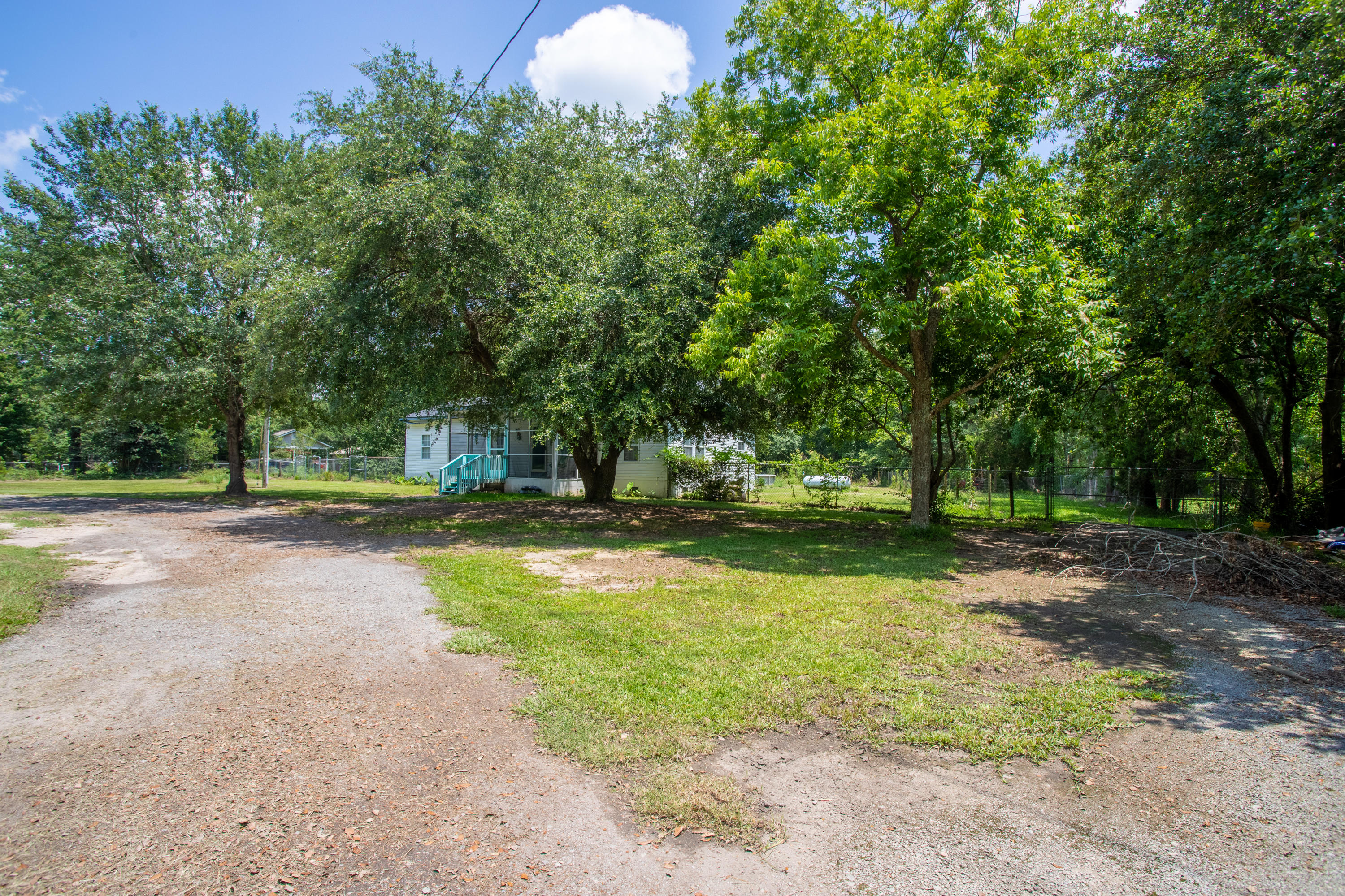 1608 State Rd S-8-449 Summerville, SC 29486 - Photo 36 of 37 IMG_9771-HDR