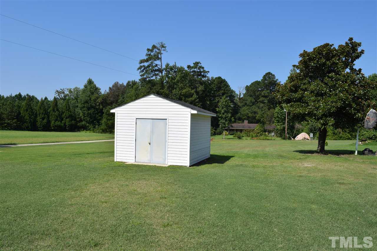 3933 Barber Mill Road Clayton, NC 27520 - Photo 3 of 19 Gallery Image 3