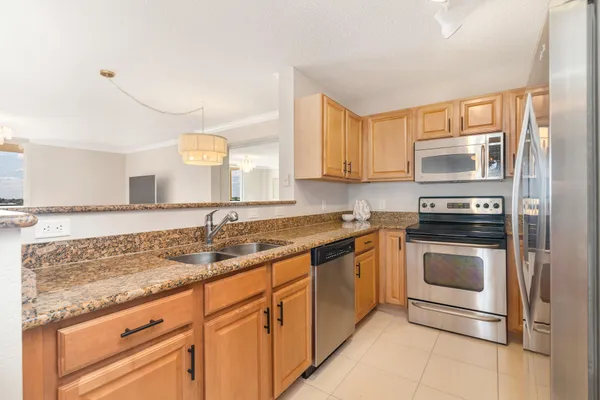 $4,500 | 1801 North Flagler Drive, Unit 840, West Palm Beach, FL 33407