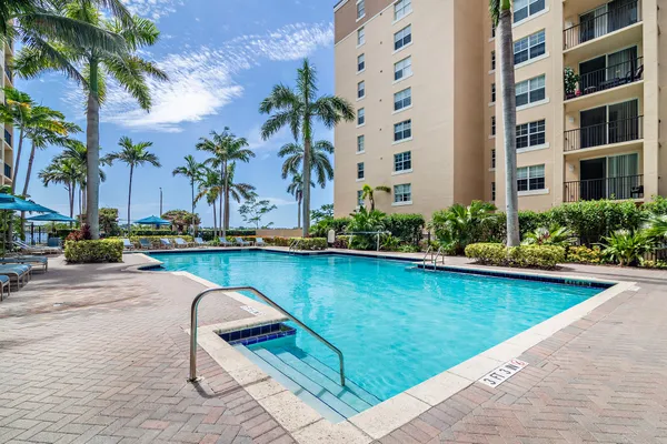 $4,500 | 1801 North Flagler Drive, Unit 840, West Palm Beach, FL 33407