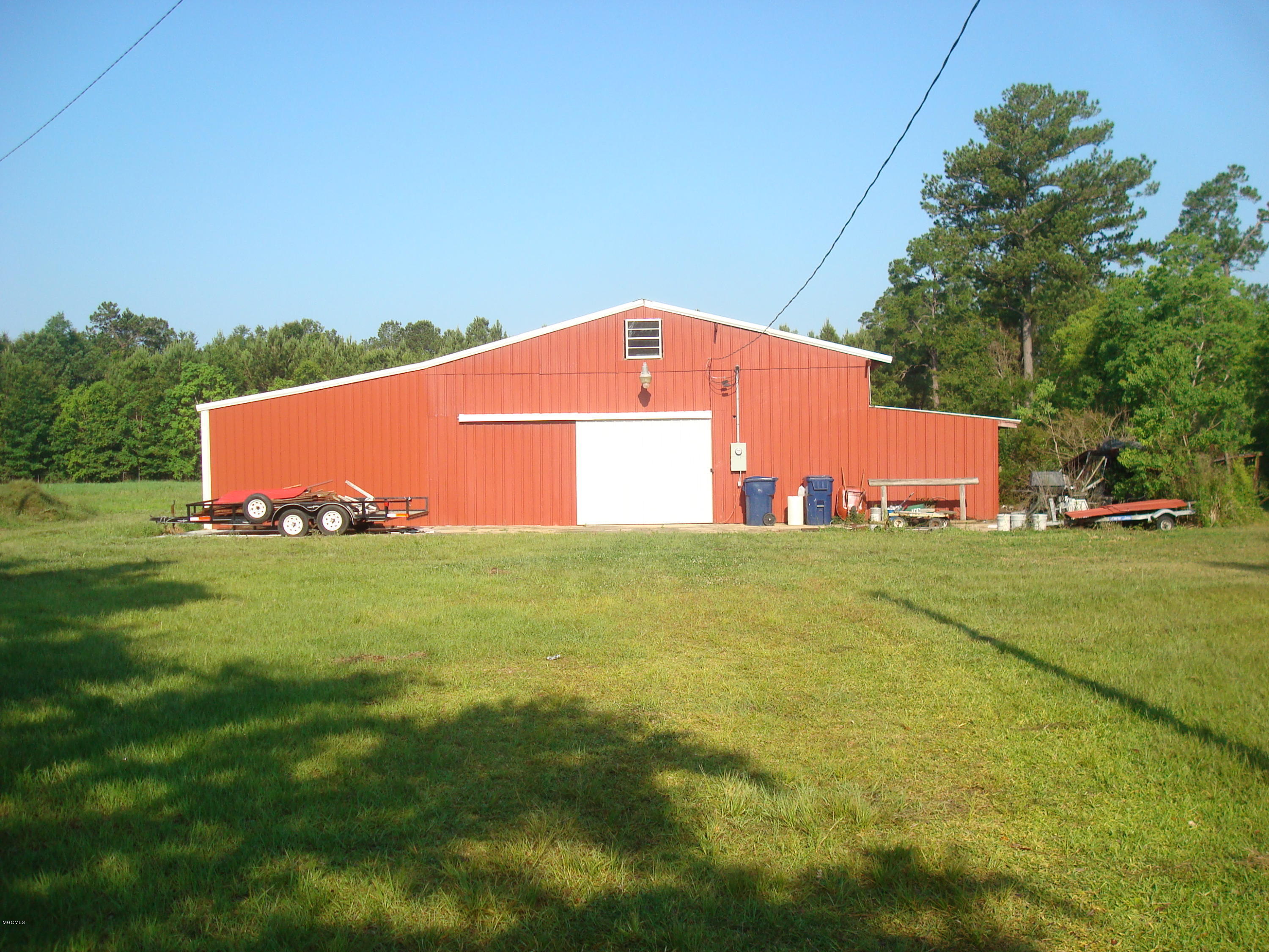 9025 Dana Road Biloxi, MS 39532 - Photo 11 of 13 DSC09044