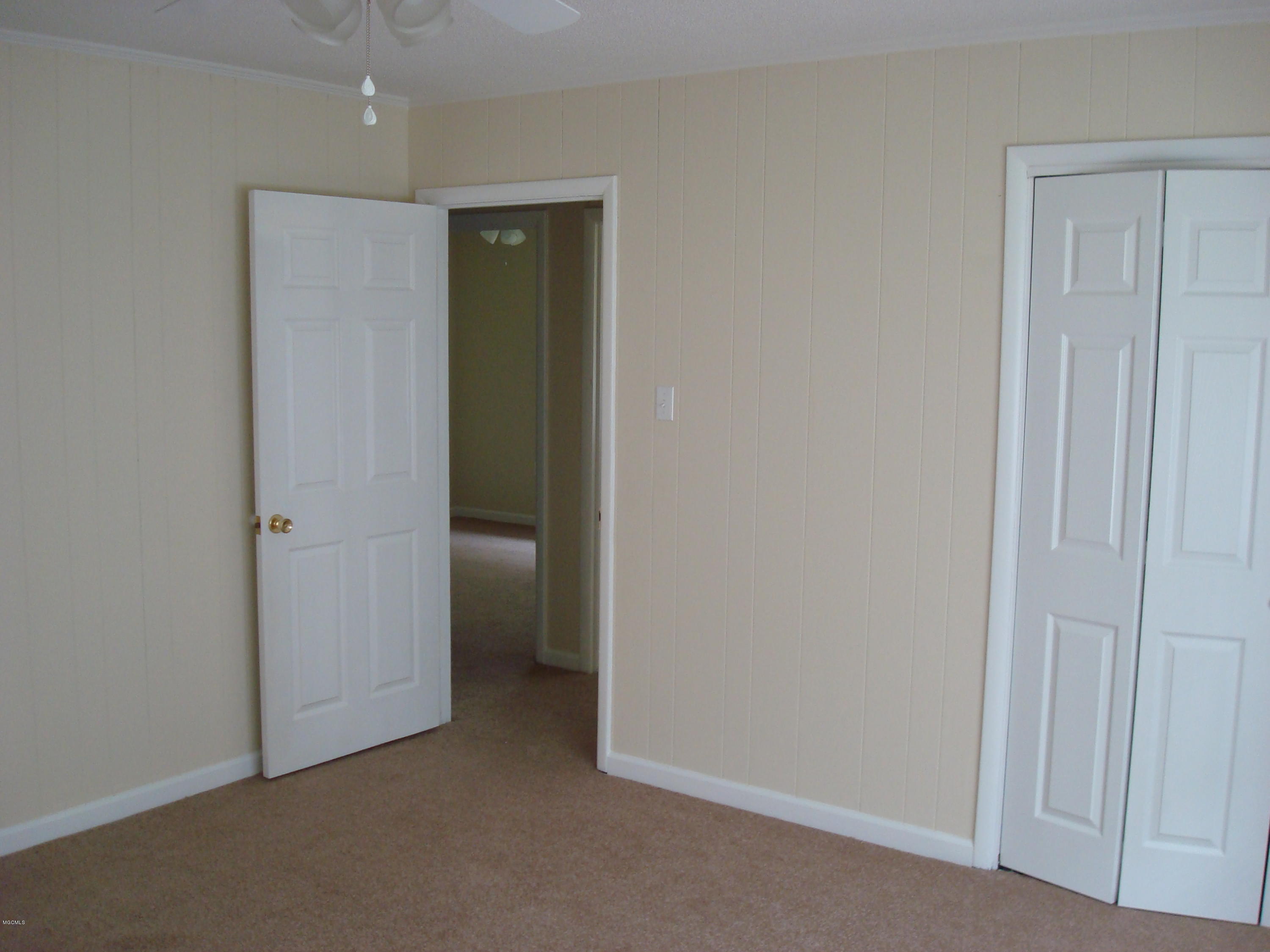 9025 Dana Road Biloxi, MS 39532 - Photo 9 of 13 DSC03274