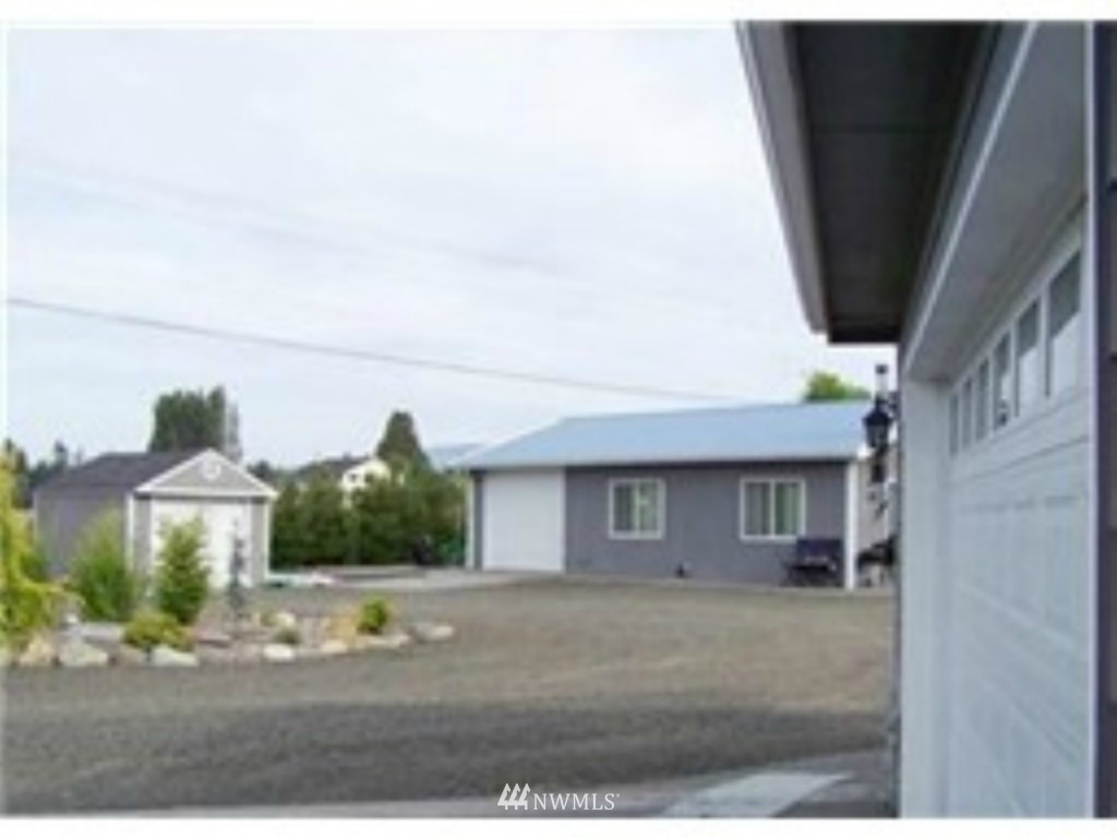 1201 North Barr Road Port Angeles, WA 98362 - Photo 12 of 15