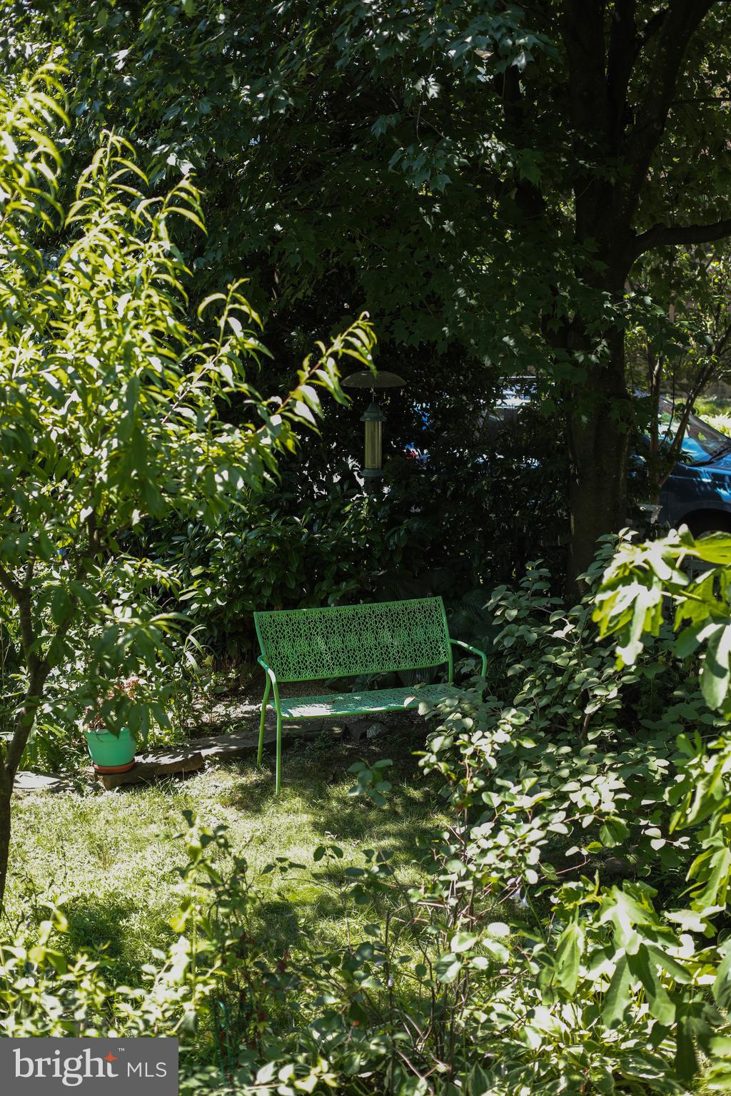 200 East Gravers Lane Philadelphia, PA 19118 - Photo 55 of 57 a garden with wooden fence