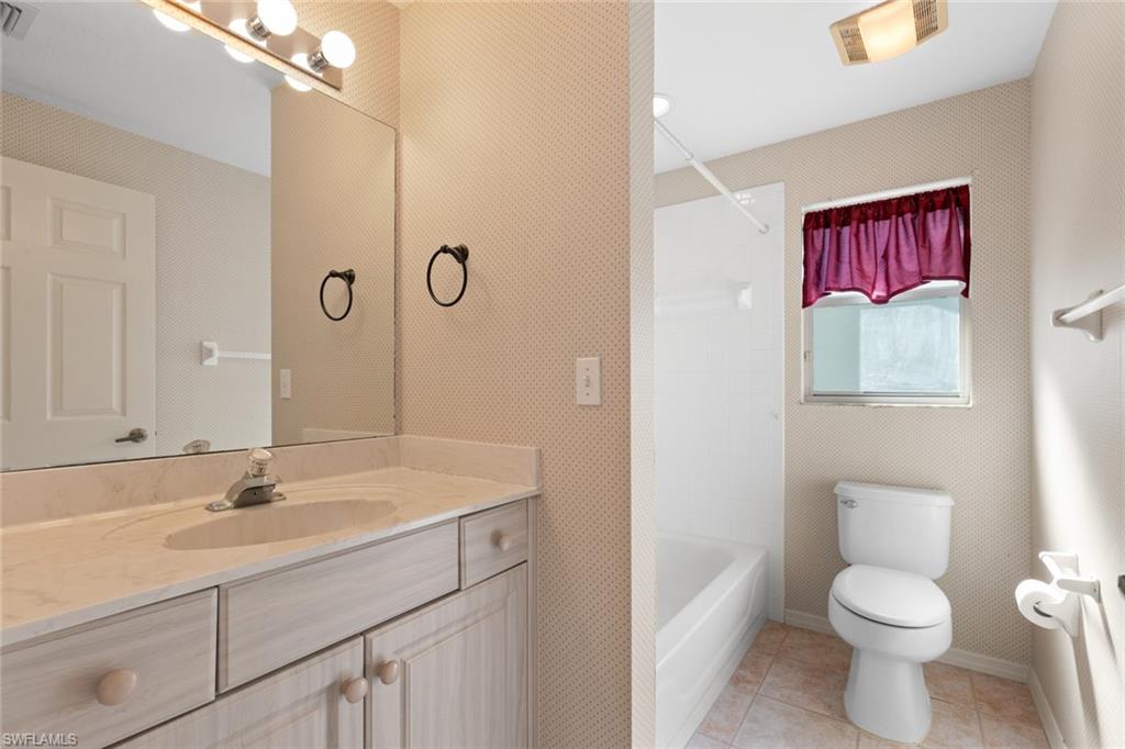 1720 Royal Circle, Unit 802 Naples, FL 34112 - Photo 24 of 30