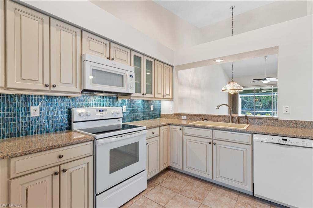 1720 Royal Circle, Unit 802 Naples, FL 34112 - Photo 6 of 30