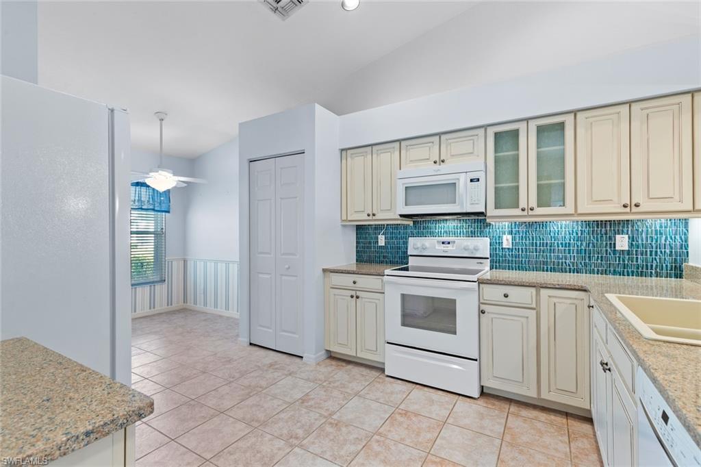 1720 Royal Circle, Unit 802 Naples, FL 34112 - Photo 8 of 30
