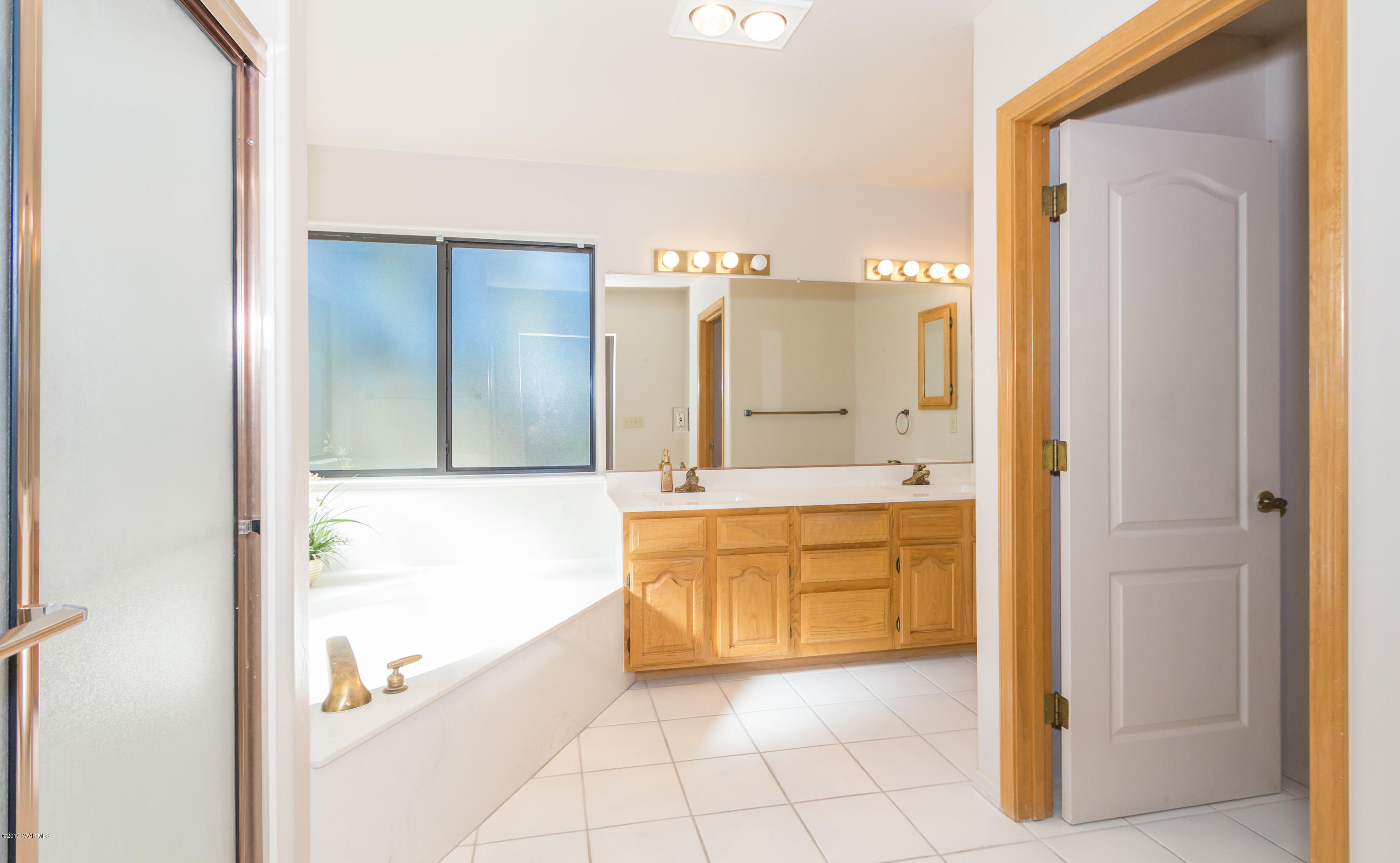 1970 Valley Ranch Circle Prescott, AZ 86303 - Photo 8 of 23 007_Master Bathroom