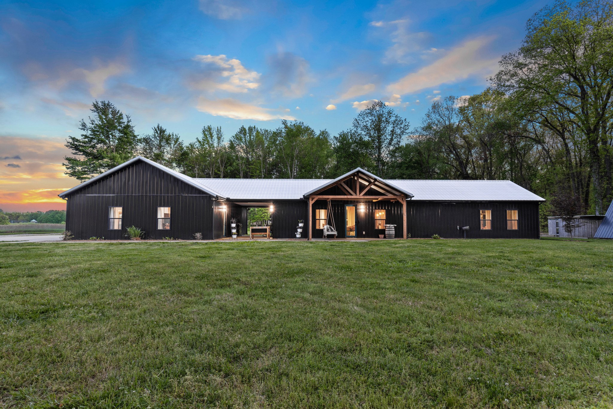 7909 Bill Moss Road White House, TN 37188 - Photo 2 of 100