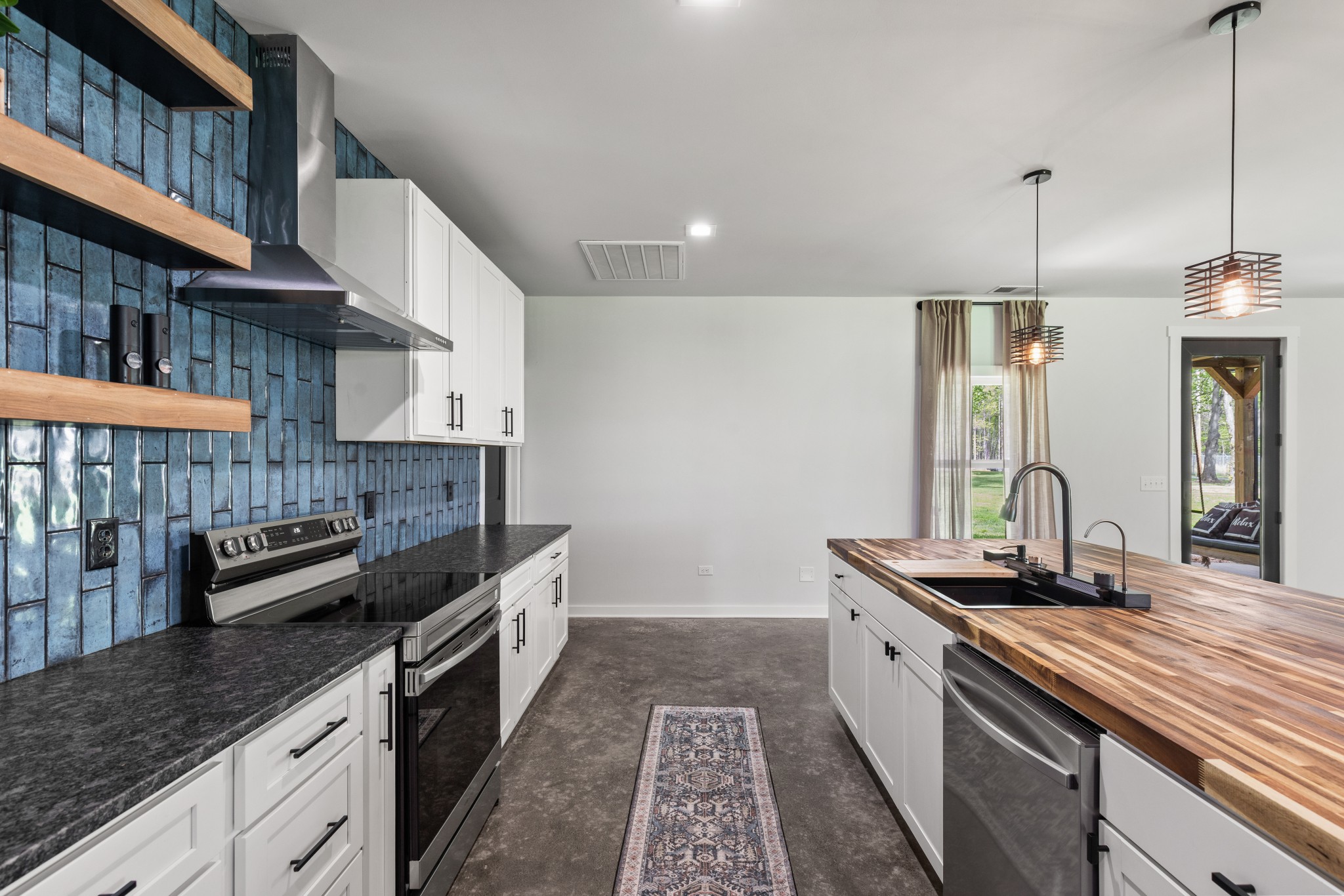 7909 Bill Moss Road White House, TN 37188 - Photo 25 of 100