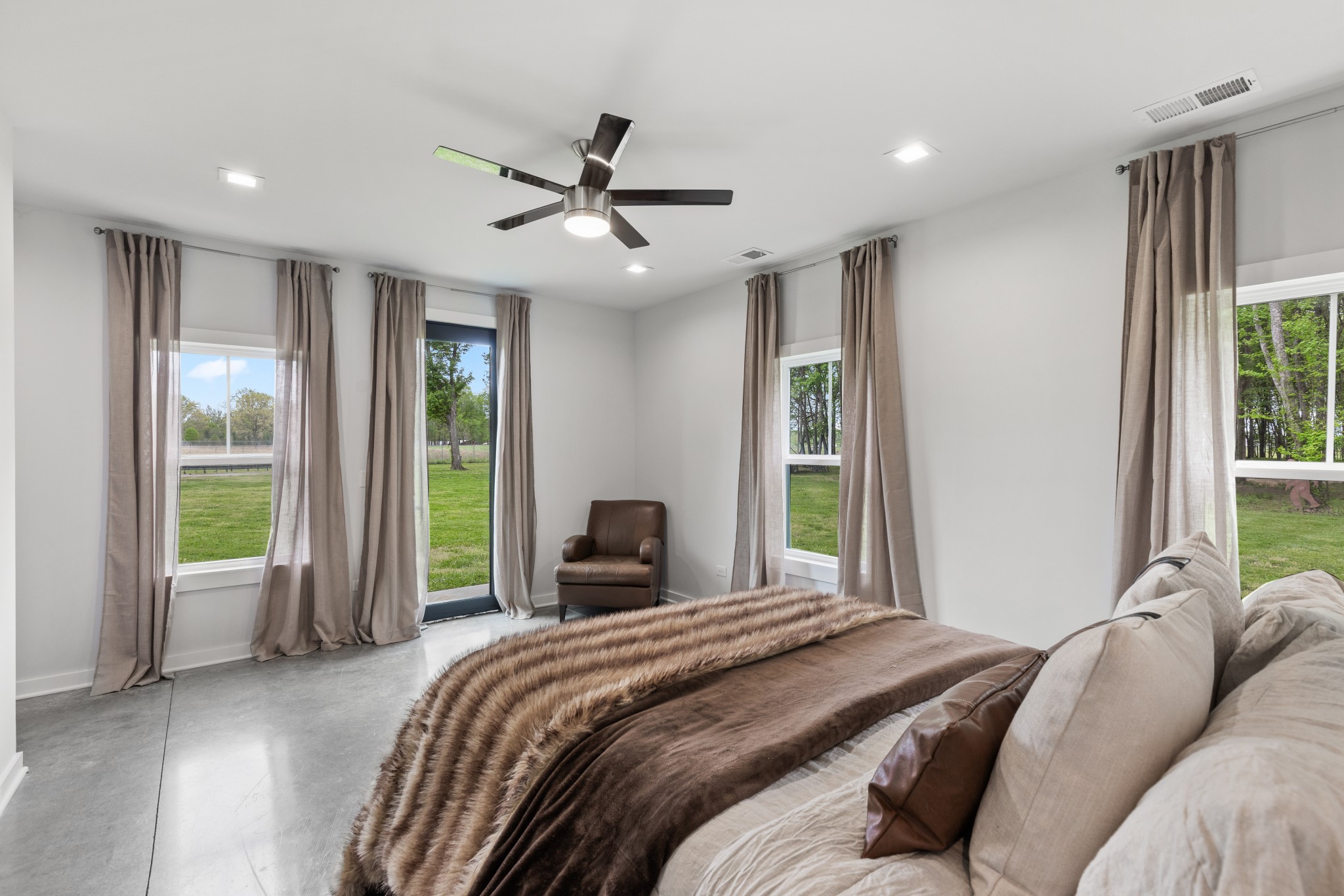 7909 Bill Moss Road White House, TN 37188 - Photo 33 of 100