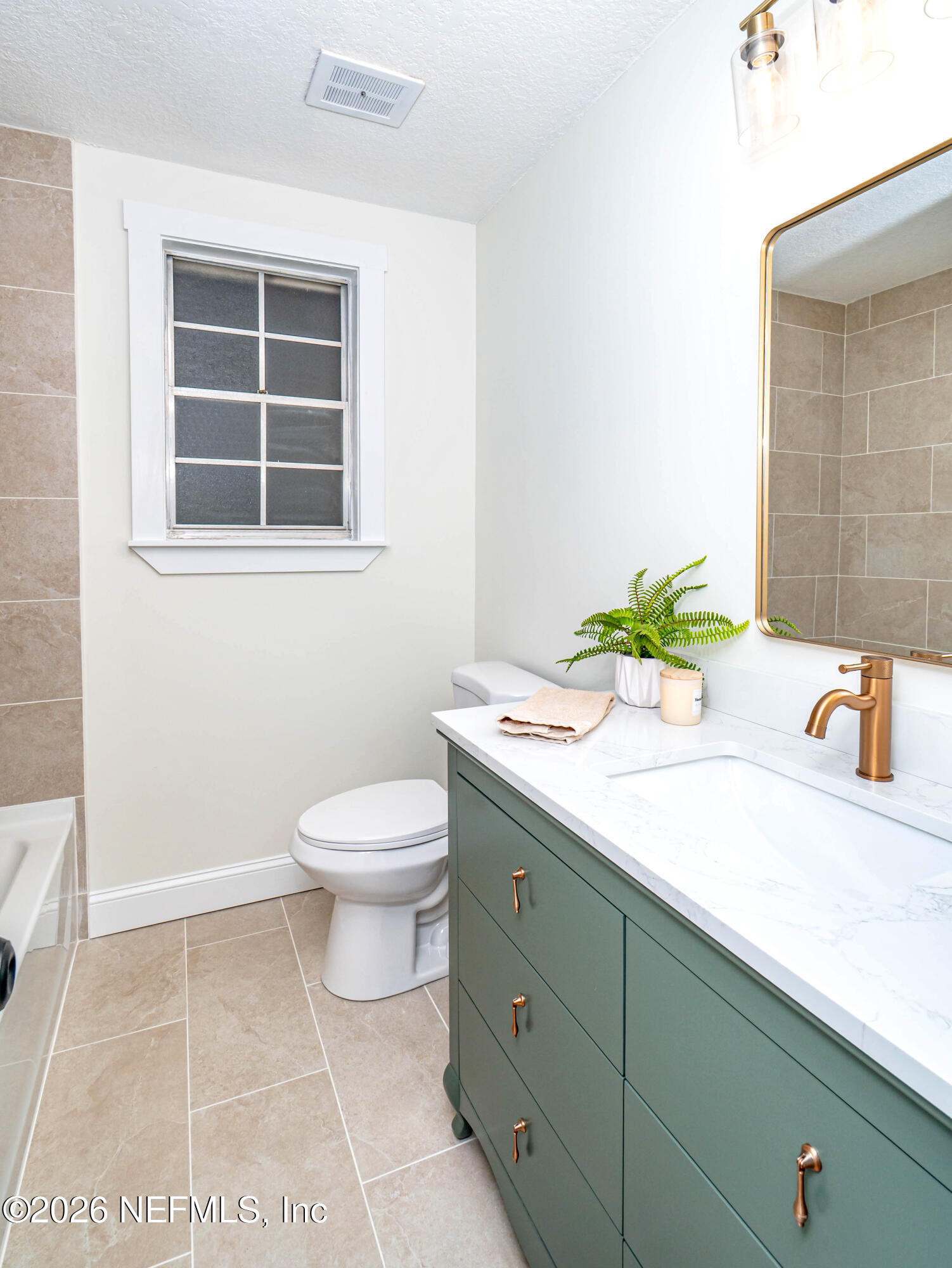 6172 Miltondale Road Macclenny, FL 32063 - Photo 35 of 53 Master bath