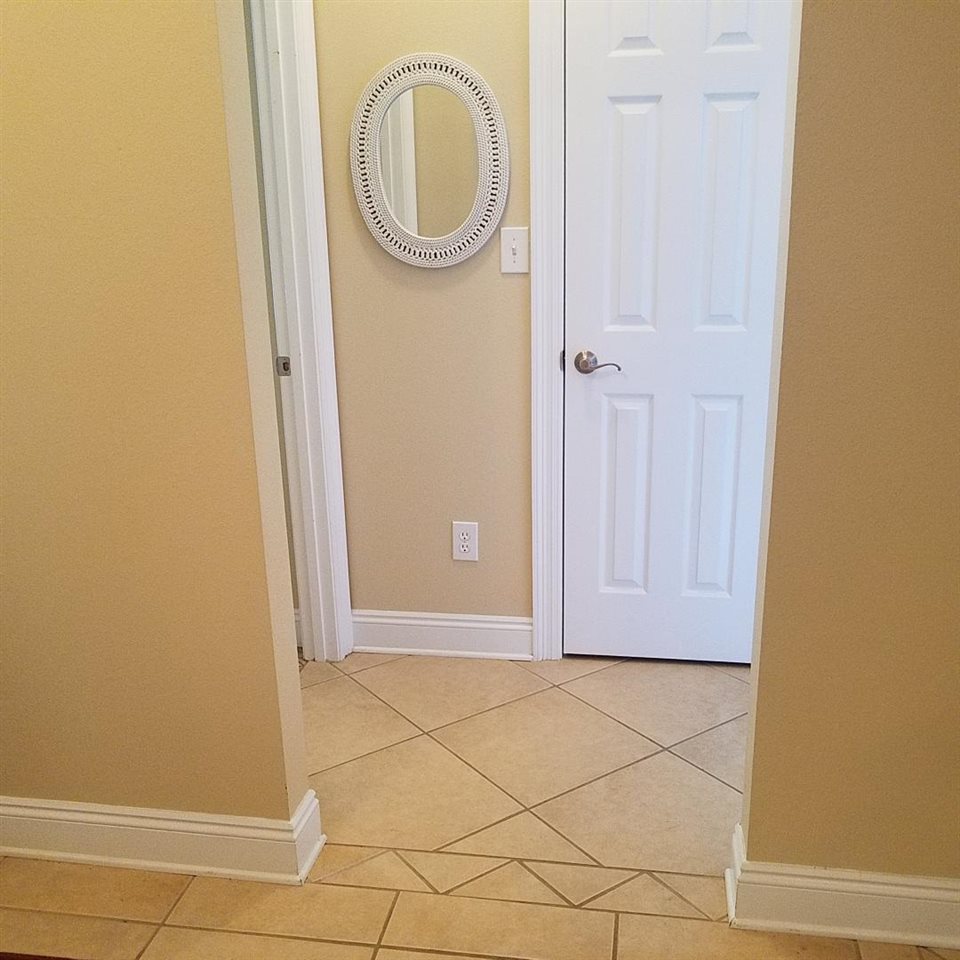 104 Natchez Trace Foley, AL 36535 - Photo 29 of 50 Entry to Guest Rooms