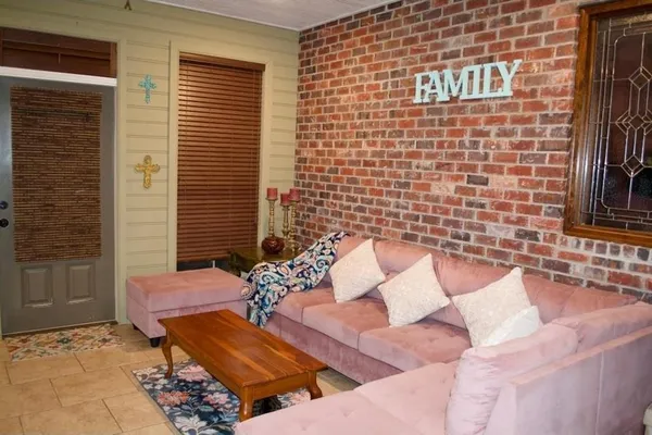 $378,000 | 136 Merlot Drive, Moss Bluff, LA 70611