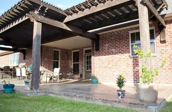 $378,000 | 136 Merlot Drive, Moss Bluff, LA 70611