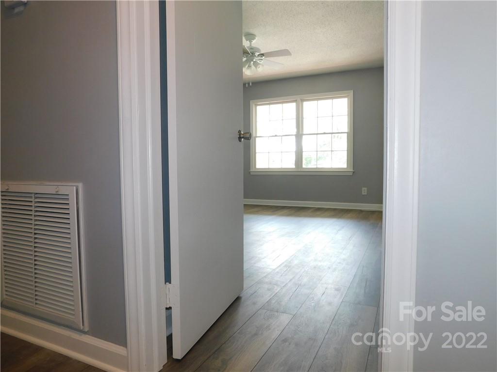 9600 Pembroke Road Huntersville, NC 28078 - Photo 15 of 33 Gallery Image 15