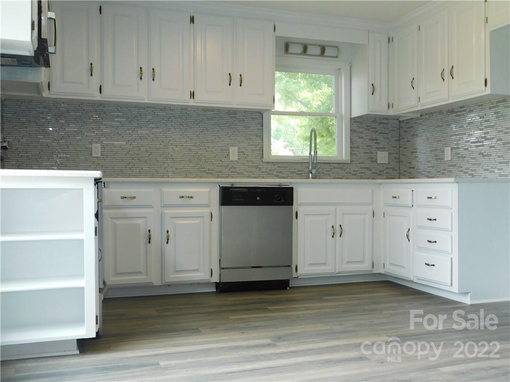 9600 Pembroke Road Huntersville, NC 28078 - Photo 10 of 33 Gallery Image 10