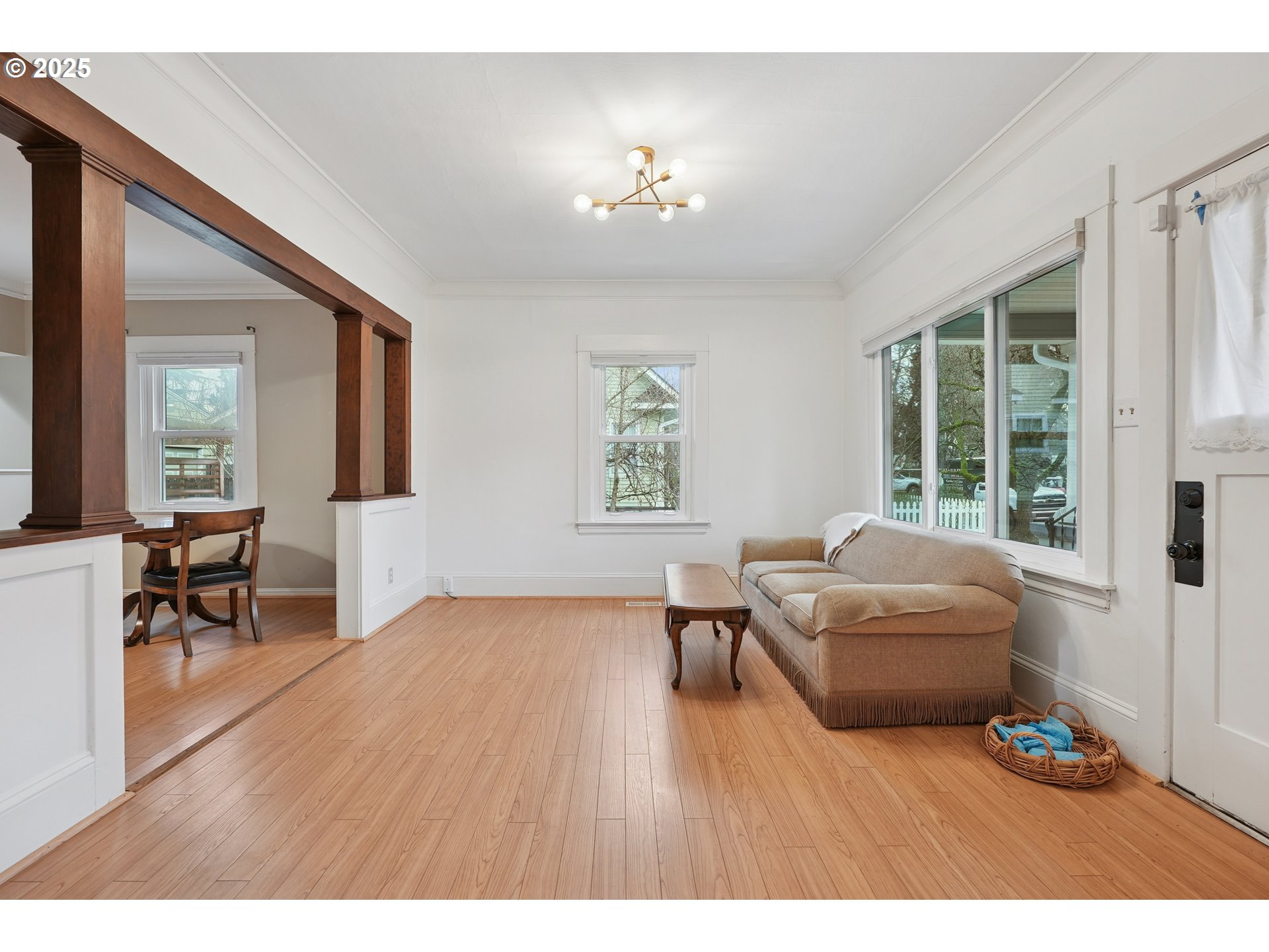 7521 North Jersey Street Portland, OR 97203 - Photo 5 of 18 a living room with furniture and a large window