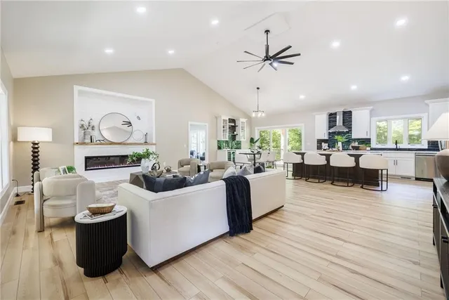 $699,900 | 3283 Roosevelt Highway, Hamlin, NY 14464