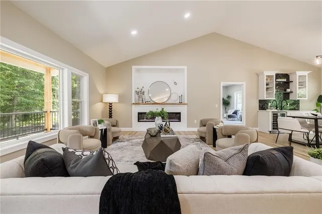 $699,900 | 3283 Roosevelt Highway, Hamlin, NY 14464