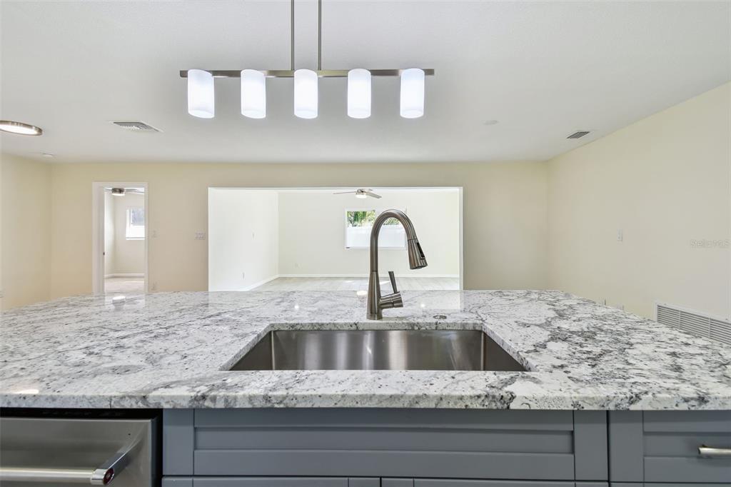 94 Nicholas Drive Dunedin, FL 34698 - Photo 17 of 46