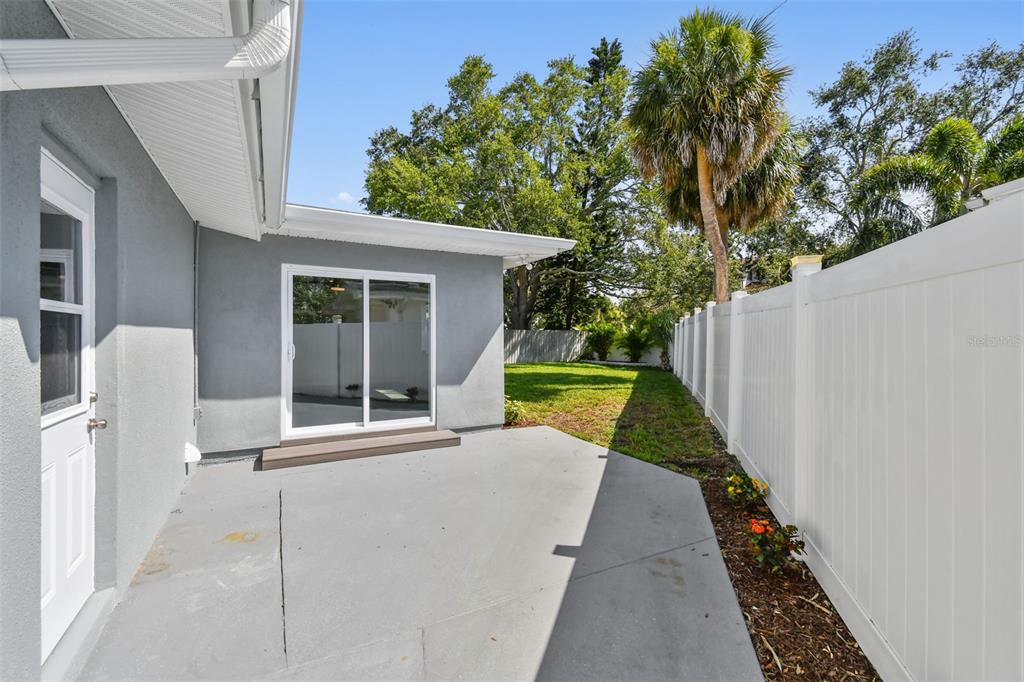 94 Nicholas Drive Dunedin, FL 34698 - Photo 35 of 46