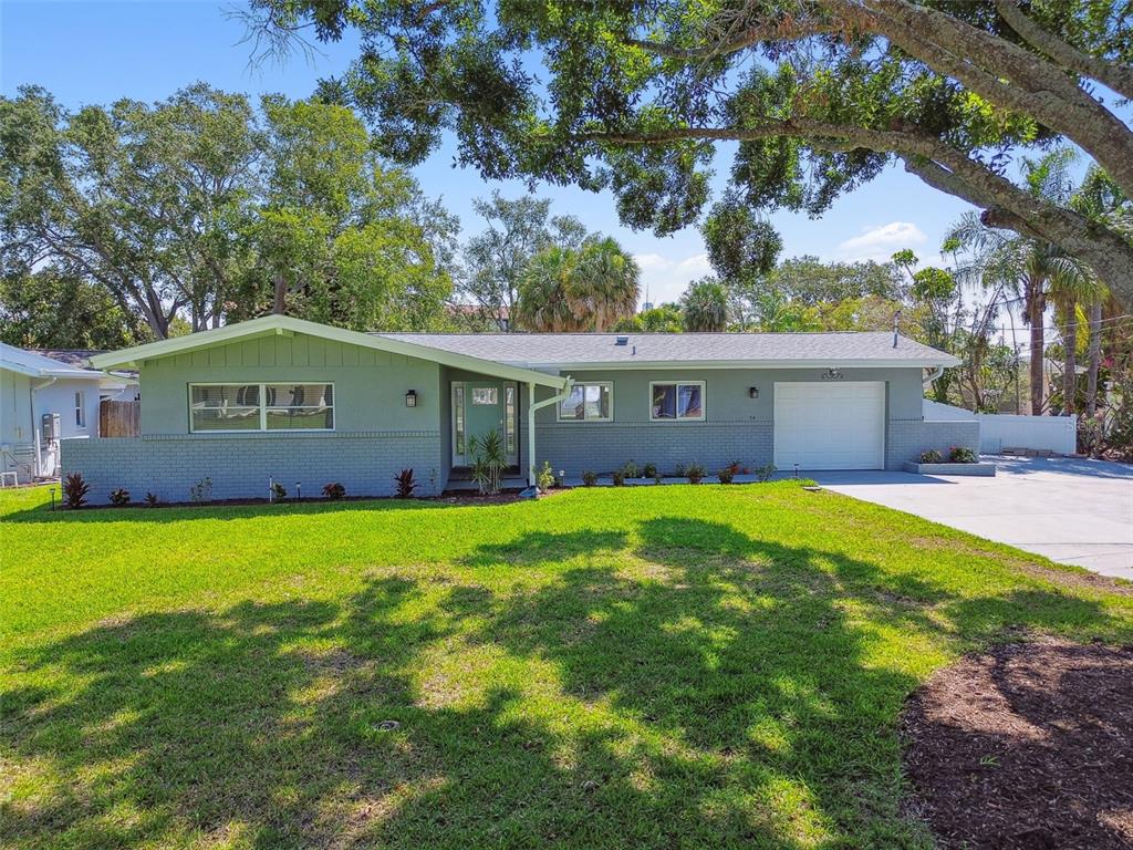 94 Nicholas Drive Dunedin, FL 34698 - Photo 40 of 46