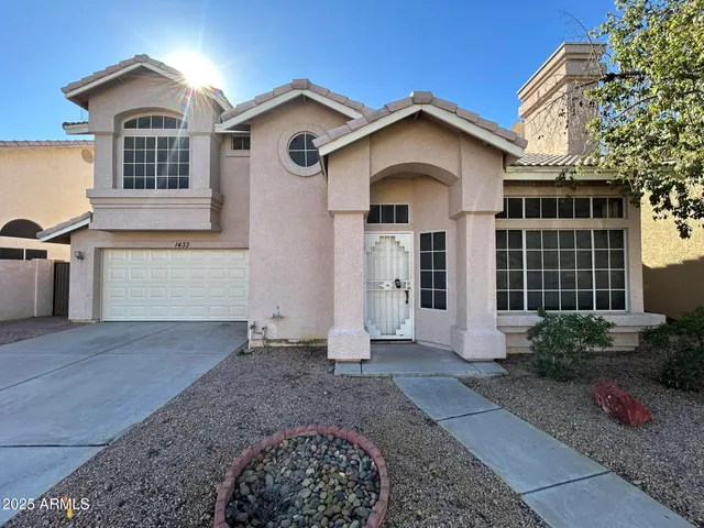 $2,100 | 1433 East Park Avenue, Chandler, AZ 85225