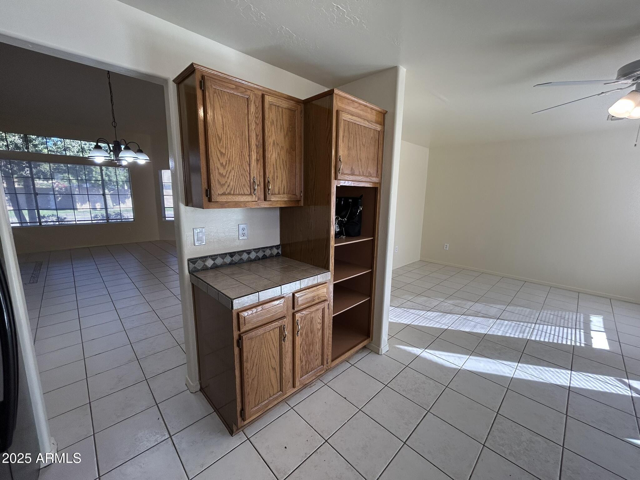 1433 East Park Avenue Chandler, AZ 85225 - Photo 16 of 51 e kitchen4