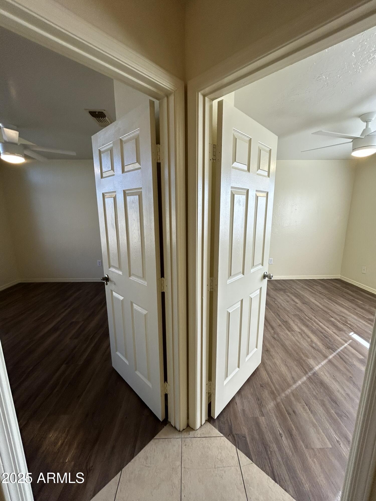 1433 East Park Avenue Chandler, AZ 85225 - Photo 29 of 51 i hall4