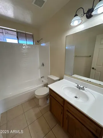 $2,100 | 1433 East Park Avenue, Chandler, AZ 85225