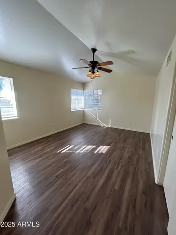 $2,100 | 1433 East Park Avenue, Chandler, AZ 85225