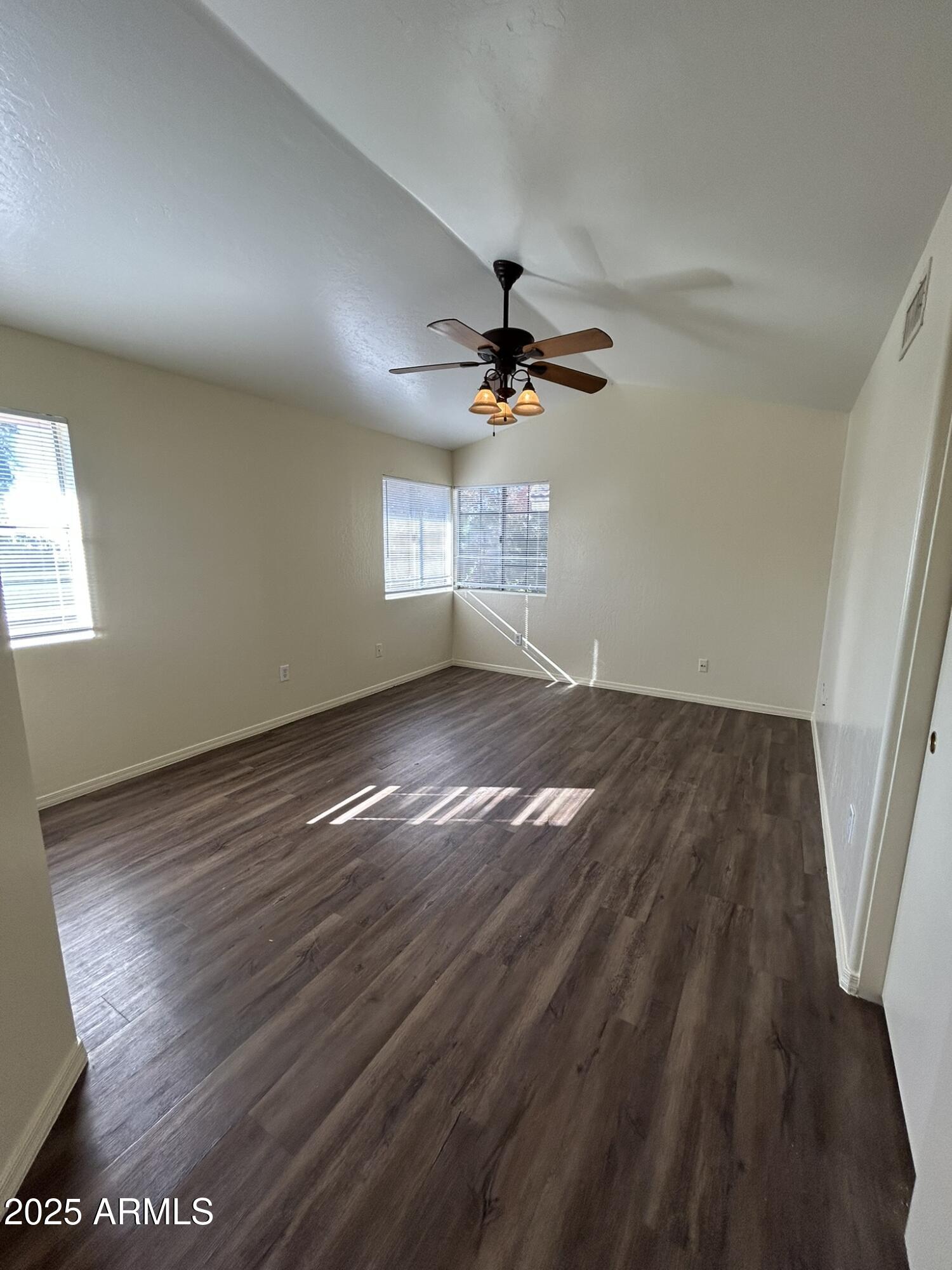 1433 East Park Avenue Chandler, AZ 85225 - Photo 38 of 51 m master bed1