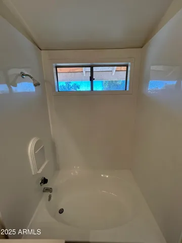 $2,100 | 1433 East Park Avenue, Chandler, AZ 85225