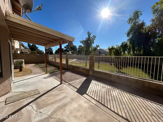 $2,100 | 1433 East Park Avenue, Chandler, AZ 85225