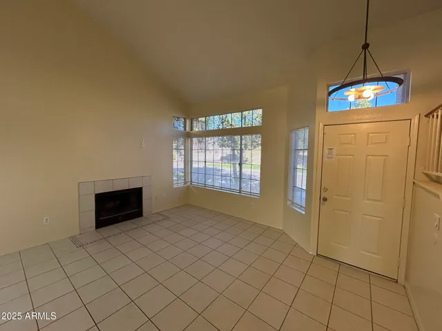 $2,100 | 1433 East Park Avenue, Chandler, AZ 85225
