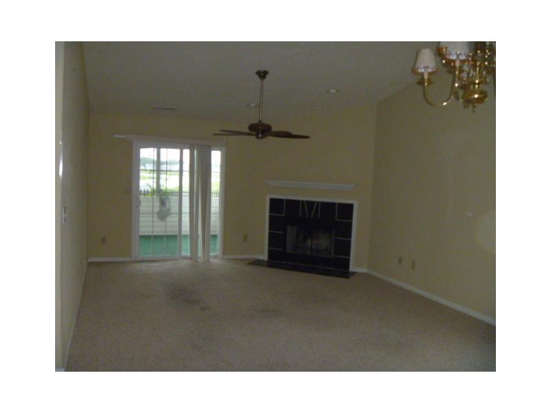 130 Rambling Road Greenfield, IN 46140 - Photo 4 of 12