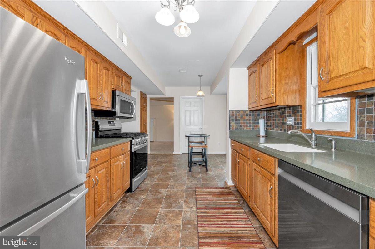 17116 Chiswell Road Poolesville, MD 20837 - Photo 17 of 84