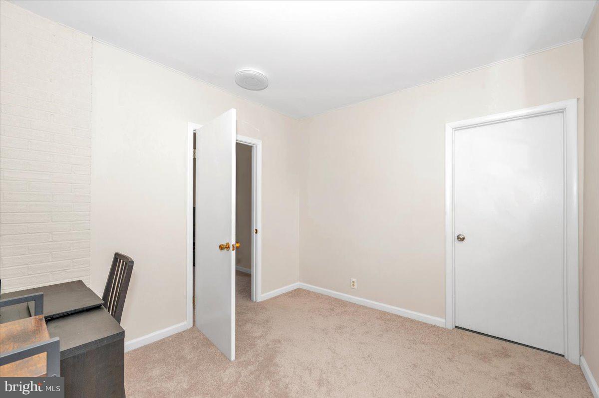 17116 Chiswell Road Poolesville, MD 20837 - Photo 32 of 84