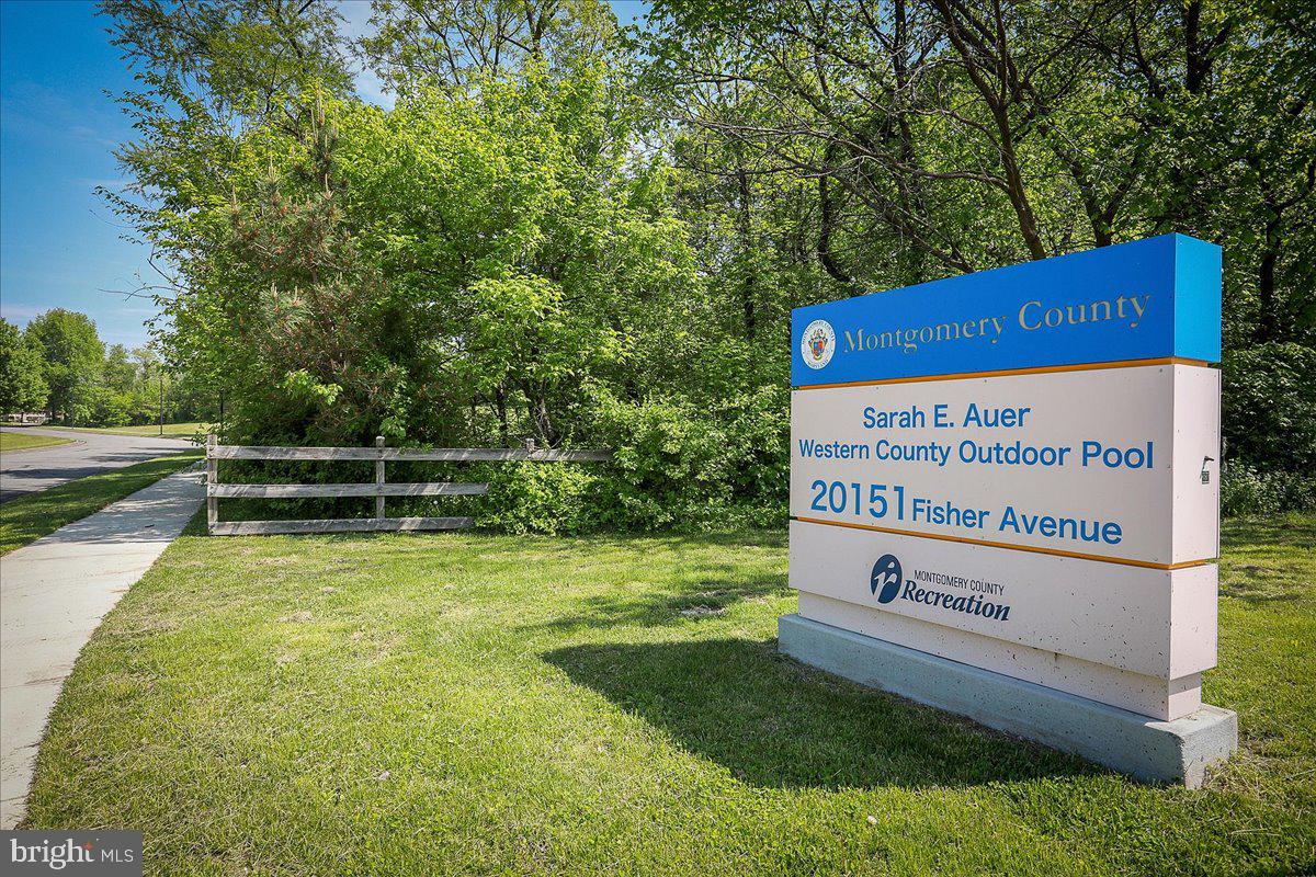17116 Chiswell Road Poolesville, MD 20837 - Photo 78 of 84 Sarah Auer Swim Facility